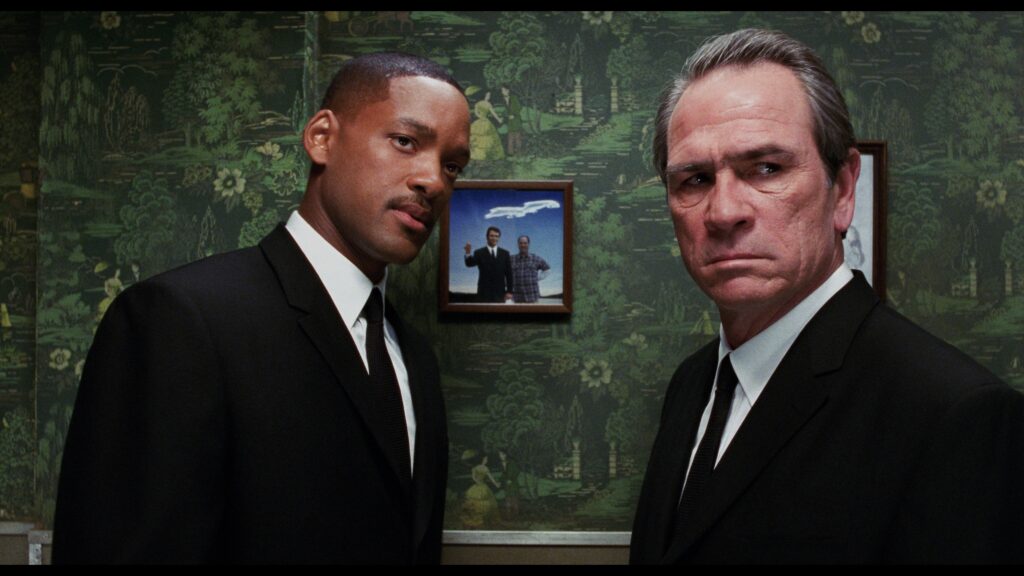 Men in Black II - A Fun & Familiar Alien Adventure