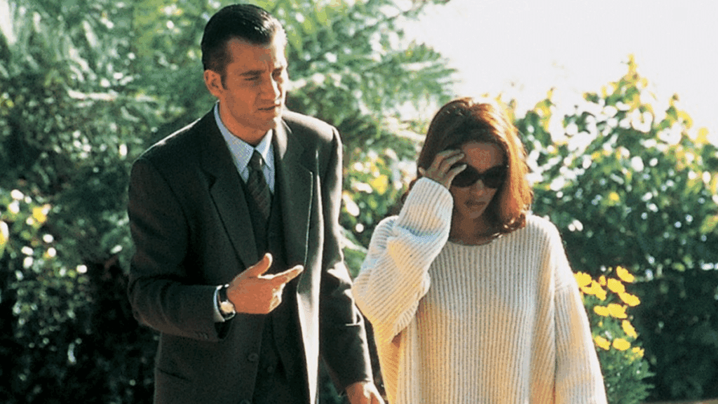 The Rich Man's Wife - A Twisty, Erotic Thriller
