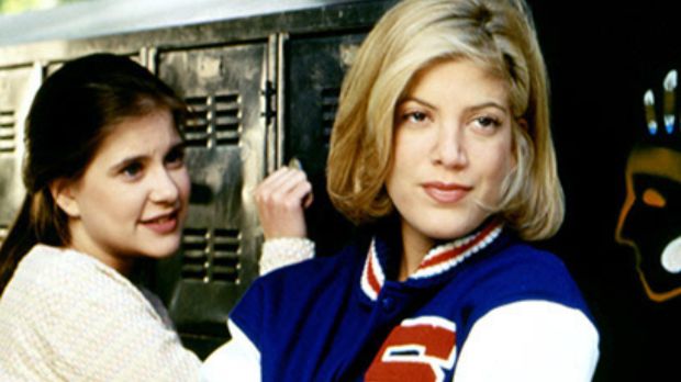 Death of a Cheerleader - A Chilling High School Noir