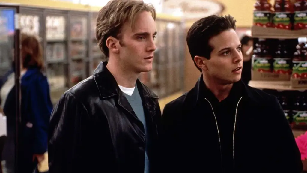 Go - A Neon-Soaked Cult Classic Thriller That Never Slows Down